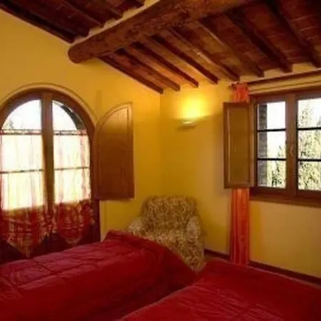 Schoenes Ferienhaus Rosanna *