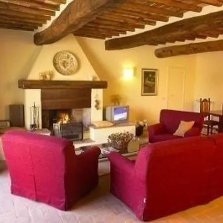Schoenes Ferienhaus Rosanna *