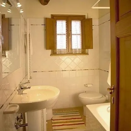 Holiday home Schoenes Ferienhaus Rosanna